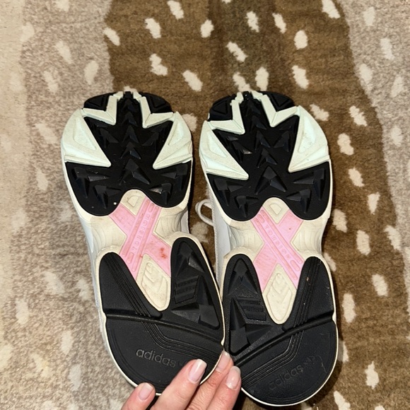 Adidas sneakers - Picture 5 of 6